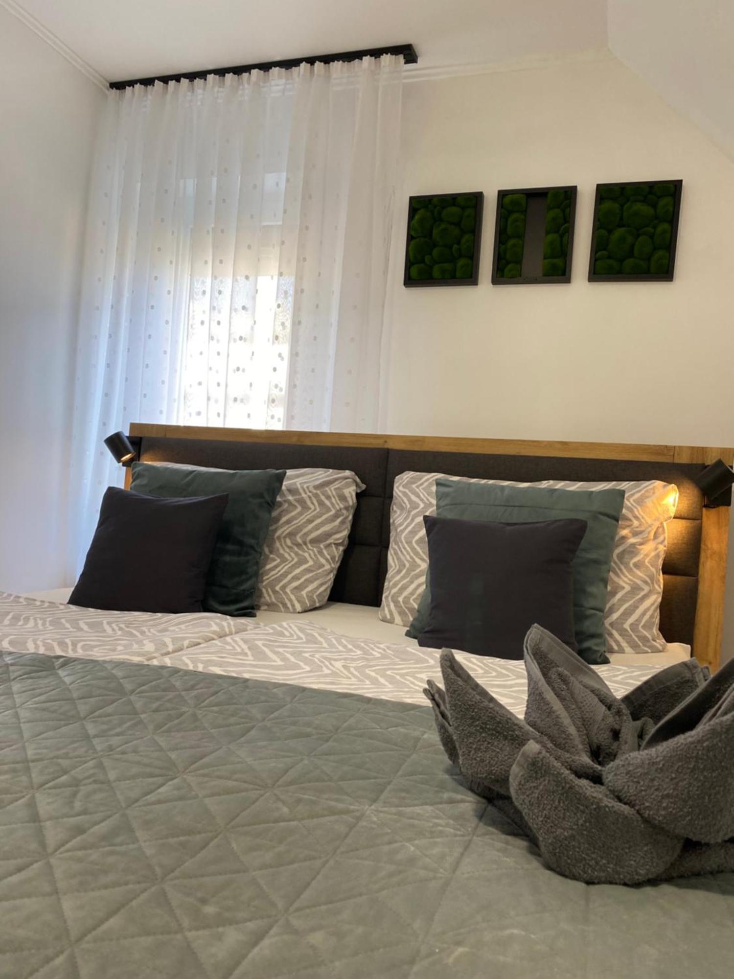 Ikon Apartment Hévíz Eksteriør billede
