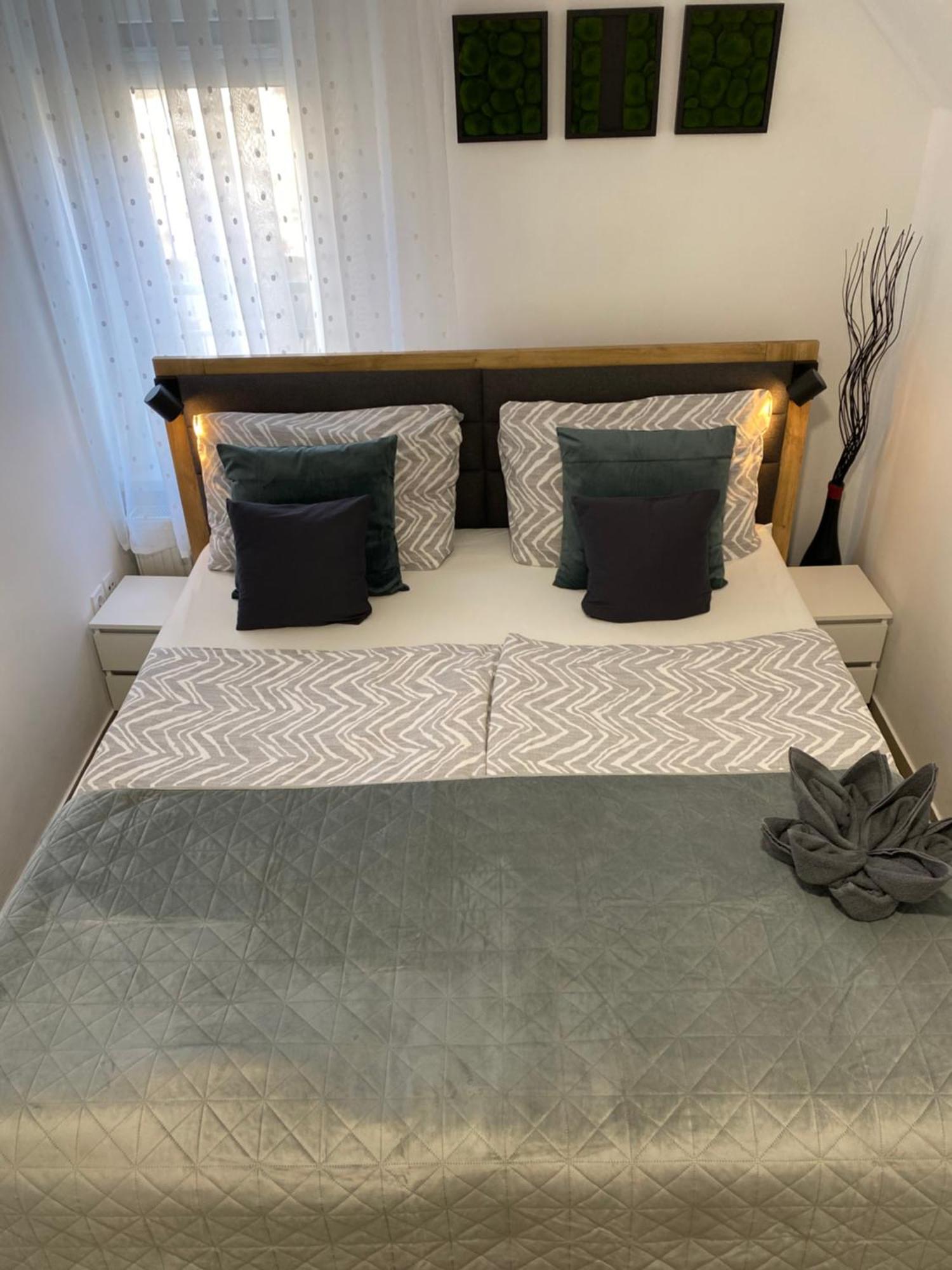 Ikon Apartment Hévíz Eksteriør billede